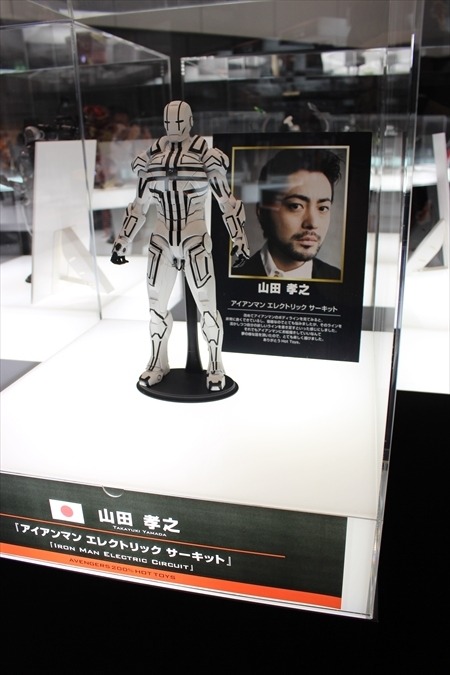 「アベンジャーズ」六本木に秘密基地を再現　ホットトイズのヒーローたちが集結