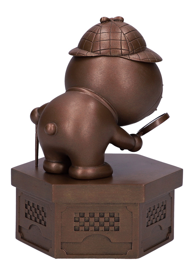 『ドラえもん』「ドラえもん未来デパート限定 ホームズセット ブロンズ像風フィギュア小物入れ」9,900円（税込）（C）Fujiko-Pro　