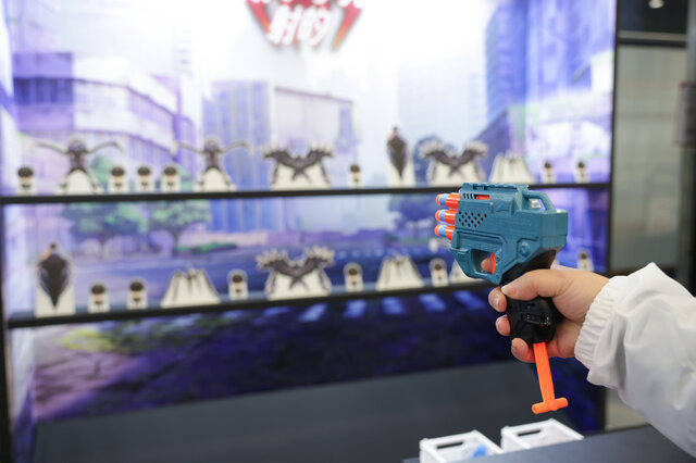 2周年も熱量たっぷり！公式レイヤーによる「31A」コスプレが凄かった「ヘブンバーンズレッド2nd Anniversary Party!」現地レポート