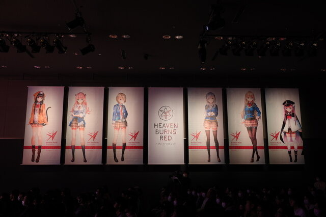 2周年も熱量たっぷり！公式レイヤーによる「31A」コスプレが凄かった「ヘブンバーンズレッド2nd Anniversary Party!」現地レポート