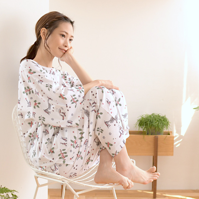 「ルームパンツ」4,950円（税込）（C）2015 EXNOA LLC/NITRO PLUS