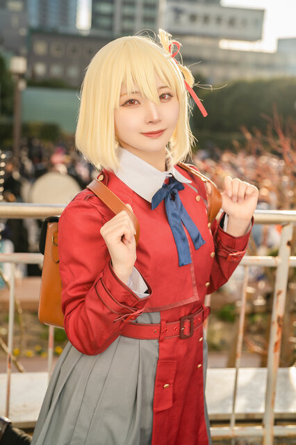錦木千束「リコリス・リコイル」／楪カヲル（@yuzuriha_kaworu）