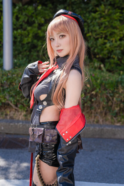 ラピ「勝利の女神:NIKKE』／七語つきみ（@shichigo7）