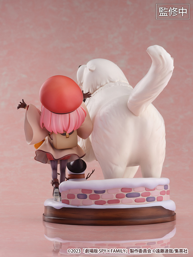 アーニャ・フォージャー＆ボンド・フォージャー（C）2023「劇場版 SPY×FAMILY」製作委員会（C）遠藤達哉／集英社