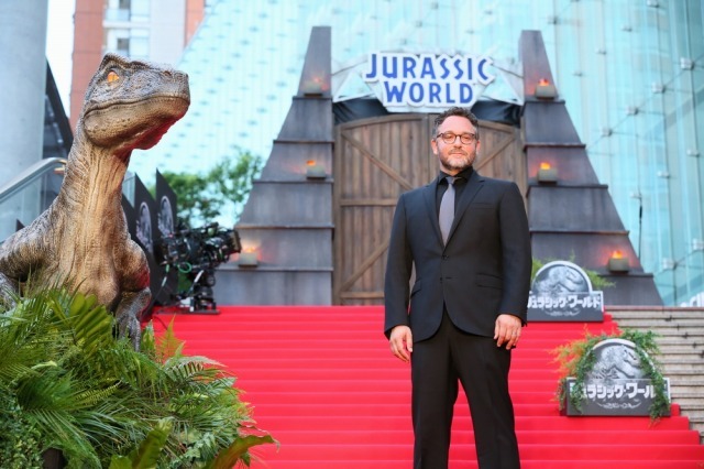 コリン・トレボロウ監督