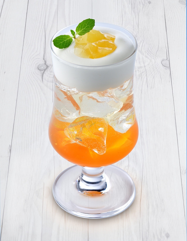 『星のカービィ』「Kirby Café」「オレンジオーシャン」913円（税込）（C）Nintendo / HAL Laboratory, Inc.