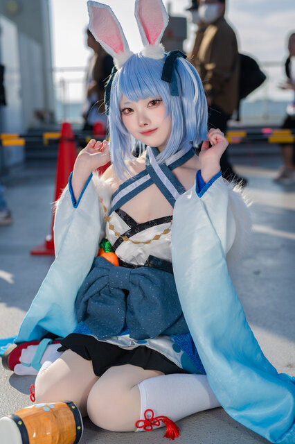 兎田ぺこら「ホロライブ」／えびせんべい（@ebisen_bei_kosu）、撮影：tama（X：@tama_0811_）