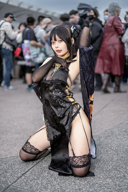 鎮海（たゆたう波間ver.）『アズールレーン』／Miyu小咪（Instagram：kotori_0214）