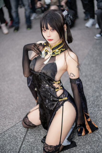 鎮海（たゆたう波間ver.）『アズールレーン』／Miyu小咪（Instagram：kotori_0214）