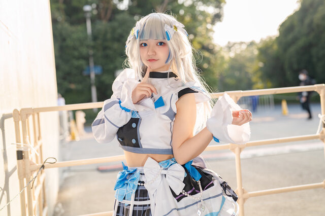 がうる・ぐら／るう（X：@ruu_cos0）