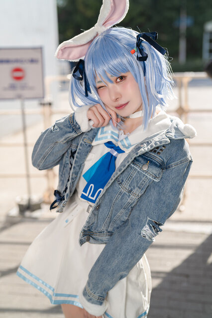 兎田ぺこら／菜柚（X：@n_ay_u）