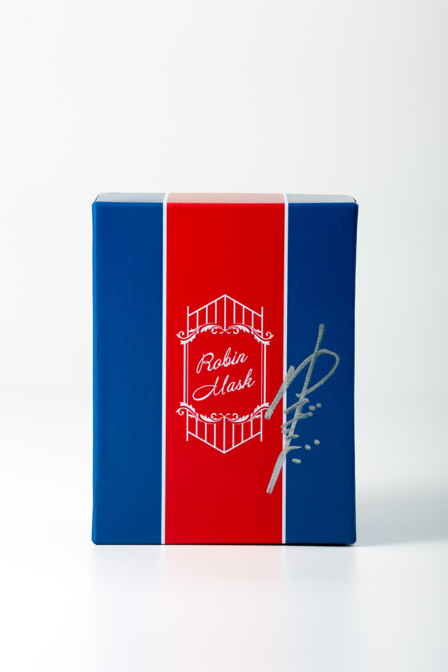 ロビンマスク 1/60スケール 純金フィギュア（C）ゆでたまご／集英社