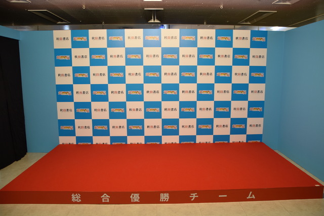 『～連載15周年突破記念～超！弱虫ペダル展』内部（C）渡辺航（秋田書店）2008