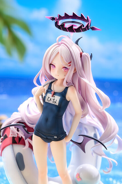 水着から浮いたおヘソが眩しい…！『ブルアカ』「ヒナ（水着）」フィギュアが予約開始―大ボリュームな髪にも注目