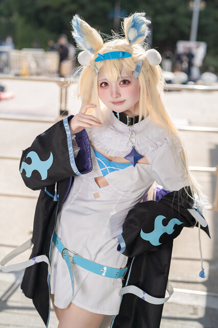 フワワ・アビスガード／みら（X：@tehslu_cos_xxx）