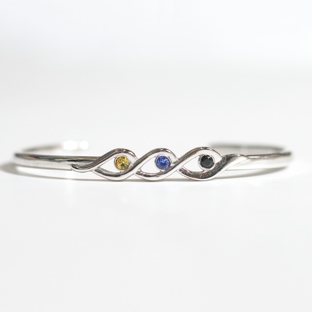 「『名探偵コナン』Triple Faceバングル（安室透モデル）」19,800円（税込）（C）青山剛昌／小学館・読売テレビ・TMS 1996