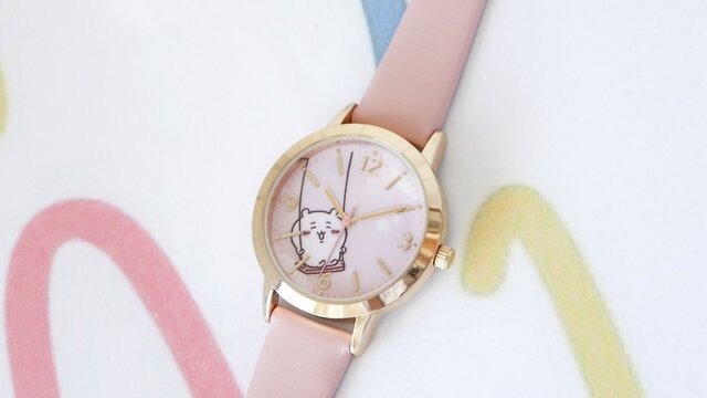 ちいかわのキーチェーンウォッチが可愛すぎる…！ダイカットポーチの中に時計を収納ー文字盤がキュートなレザー腕時計など、身につけたいアイテムが続々