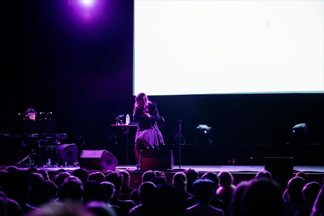 Aimer、ドイツ・ベートーベンホールで2500人を魅了2015年2回目の海外ライブも大成功