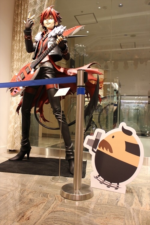 「SHOW BY ROCK!!」のオシャレアイテムがいっぱい　伊勢丹新宿店コラボショップをレポート