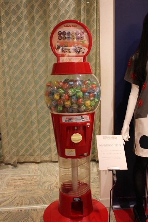 「SHOW BY ROCK!!」のオシャレアイテムがいっぱい　伊勢丹新宿店コラボショップをレポート