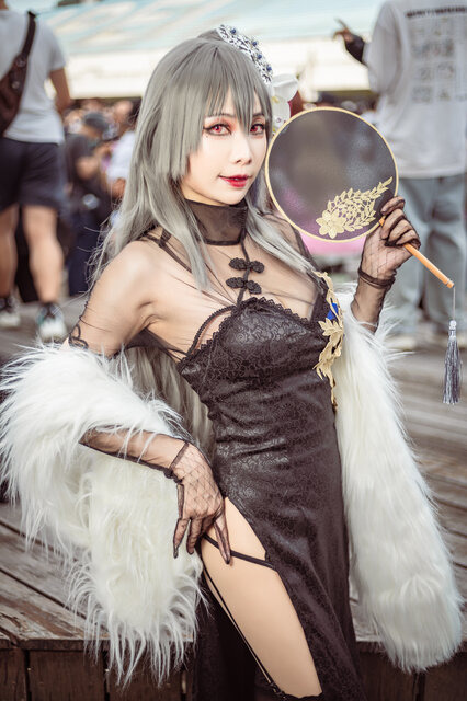 ルイ9世『アズールレーン』／Yun（Facebook：昀Yun cos & photo）