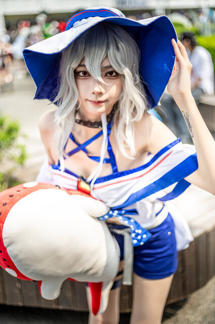 スカジ『アークナイツ』／四巫日Momihi（Instagram：momihi__444）