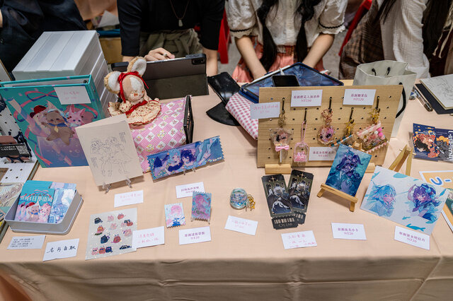 【コスプレ】台湾大規模同人イベントでアジアンビューティーが百花繚乱！豹柄チューブトップ、旗袍、水着など魅惑の衣装が目白押し【写真71枚】