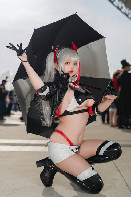 プリンツ・オイゲン『アズールレーン』／終夜蓮（@sorcieresommeil）