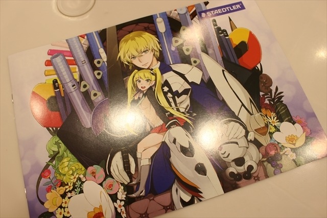 無料配布物はうちわがトレンド、ポストカード、紙袋など登場：コミケ88レポート