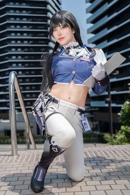 マルチャーナ『勝利の女神：NIKKE』／山中おくら（X：@ymnnkn_okura）