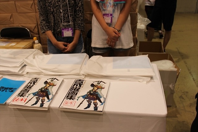 大盛況の企業ブース、それぞれの見せ方に個性が広がる：コミケ88レポート