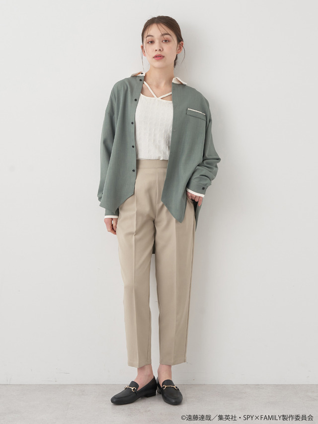 ロイドイメージネクタイ付きシャツ（C）遠藤達哉／集英社・SPY×FAMILY製作委員会