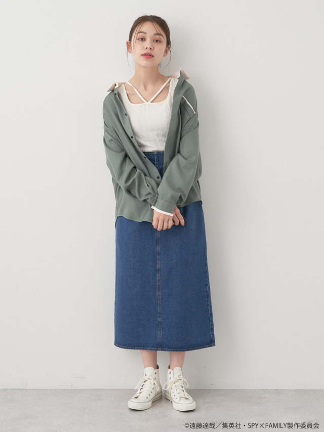 ロイドイメージネクタイ付きシャツ（C）遠藤達哉／集英社・SPY×FAMILY製作委員会