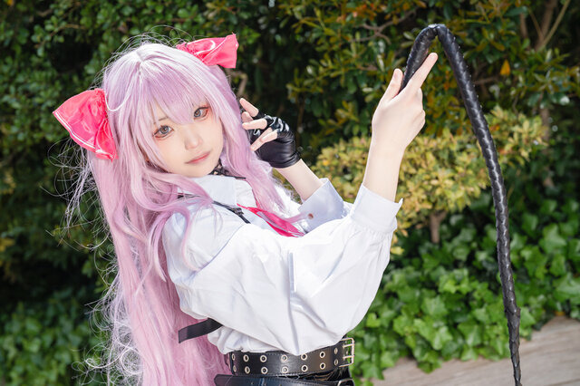 ユニ『勝利の女神：NIKKE』／柊蓮（X：@syuuren_）