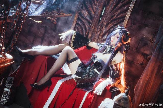 アウグスト・フォン・パーセヴァル『アズールレーン』／米苏Emilia（weibo：米苏Emilia）