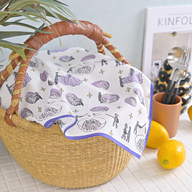 「刀剣乱舞ONLINE バンダナ（水心子正秀 ・ 源清麿と紫キャベツ）」（C）2015 EXNOA LLC/NITRO PLUS