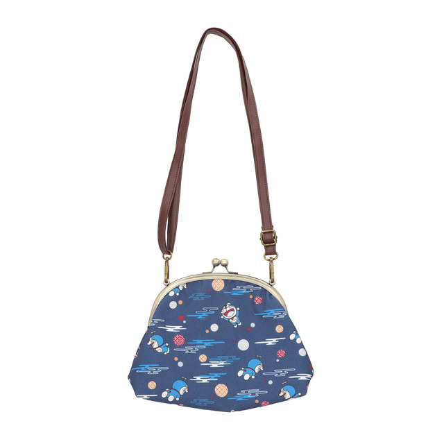 「ドラえもん未来デパート限定 がま口ショルダーバッグ ひし形/エ霞」各4,950円（税込）（C）Fujiko-Pro（C）Fujiko-Pro,Shogakukan,TV-Asahi,Shin-ei,and ADK