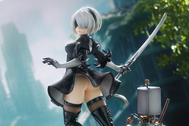 「『NieR:Automata Ver1.1a』2B」31,000円（税込）（C）SQUARE ENIX／人類会議