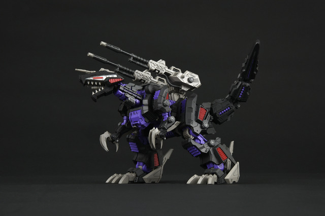 『ゾイド -ZOIDS-』「RMZ-002 ジェノザウラー」