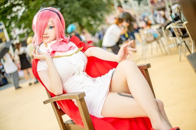 ヴィンスモーク・レイジュ「ONE PIECE」／レッツゴリラット（X：@god_go_ri_1412）