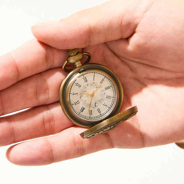 『夏目友人帳』×SuperGroupies「夏目友人帳 モデル 懐中時計」（C）緑川ゆき・白泉社／「夏目友人帳」製作委員会