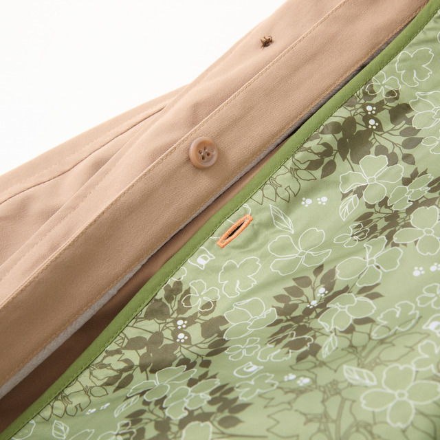 『夏目友人帳』×SuperGroupies「夏目友人帳 モデル ステンカラーコート」（C）緑川ゆき・白泉社／「夏目友人帳」製作委員会