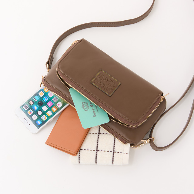 『夏目友人帳』×SuperGroupies「夏目友人帳 モデル マルチショルダーバッグ」（C）緑川ゆき・白泉社／「夏目友人帳」製作委員会