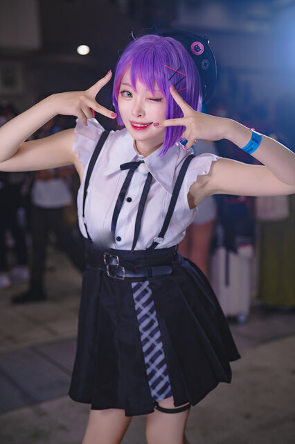 常闇トワ「ホロライブ」／碧宝はての（X：@hateno_cos）、撮影：山颪ヒア（X：@fotomachen）