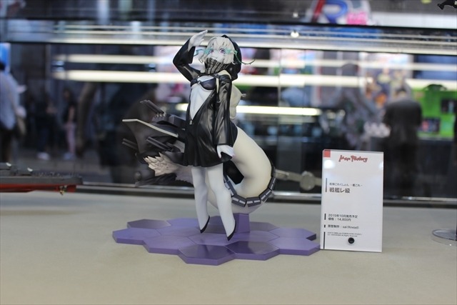 「刀剣乱舞」アプリゲーム披露、「艦これ」フィギュアが並んだ東京ゲームショウ2015のDMMブース