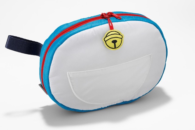 『ドラえもん』小学館百貨店×TO&FRO「四次元ポケット風マルチポーチ」（C）Fujiko-Pro