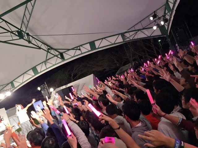 「マチ★アソビ Vol.15」眉山林間ステージ LiSAアコースティックライブ