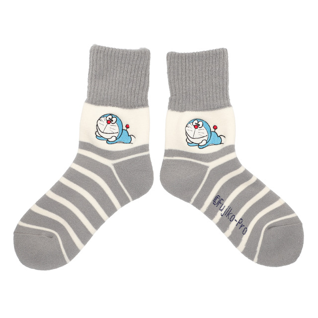 ドラえもん未来デパート限定 ドラえもん 裏起毛ソックス 寝そべり グレー/ネイビー