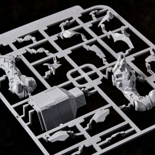 トラウマが蘇る…！美しくも不気味な「エヴァンゲリオン量産機」プラモデルが予約受付開始