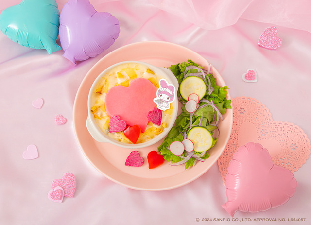 マイメロディ50周年記念テーマカフェメニュー「マイメロディの・・・グラタン！」（C）2024 SANRIO CO., LTD. APPROVAL NO. L654057